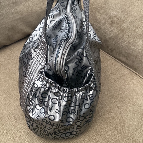 Large Vintage Chanel Nylon Handbag - Picture 2 of 12